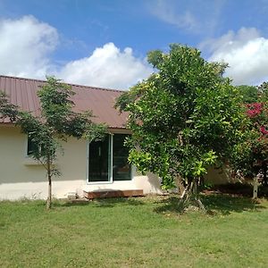 Les Collines Resort